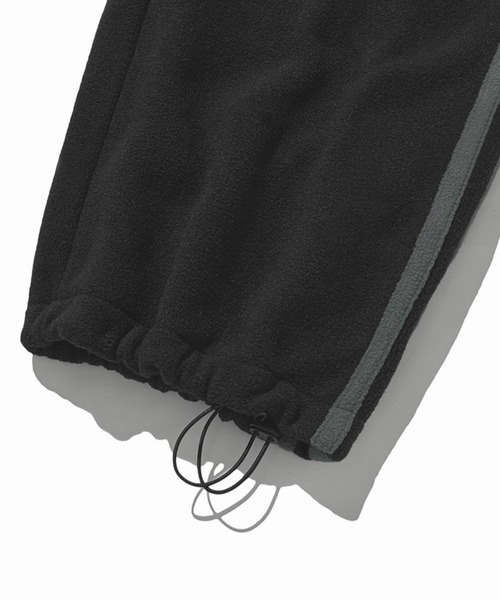 ALAND(エーランド)の「セットアップ可【UNISEX】Filluminate/トラックフリースパンツ(スウェットパンツ・レディース・ブラック/アイボリー・SMALL/MEDIUM)」の16枚目の写真