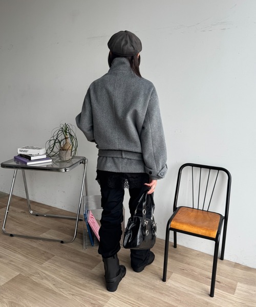 SHAGGIE(シャギー)の「ダブルハンドルアイレットミニボストンバッグ(ボストンバッグ・レディース・レッド/ブラウン/ブラック・FREE)」の12枚目の写真
