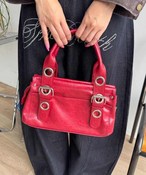 SHAGGIE（シャギー）の「ダブルハンドルアイレットミニボストンバッグ（ボストンバッグ・レディース・レッド/ブラウン/ブラック・FREE）」の9枚目の写真