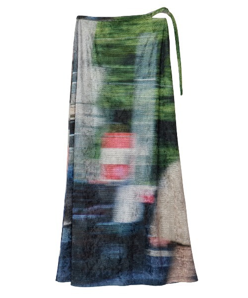 Ameri(アメリ)の「UND LANDSCAPE PRINT WAIST SLIT SKIRT(スカート・レディース・パープル/グリーン/ブルー・SMALL/MEDIUM)」の1枚目の写真