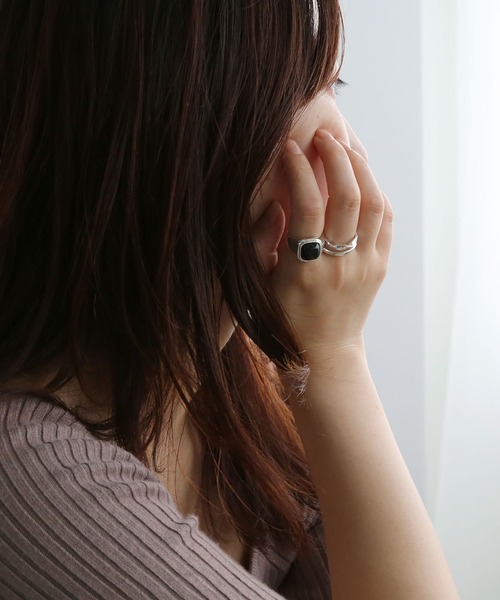 colleca la（コレカラ）の「スクエアワイドリングセット（リング・レディース・その他1/その他2・FREE）」の3枚目の写真
