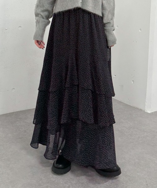 archives(アルシーヴ)の「ドットアソートフリルティアードスカート(スカート・レディース・ホワイト×ブラウン/アイボリー/ホワイト×ブラック/ブラック・MEDIUM)」の12枚目の写真