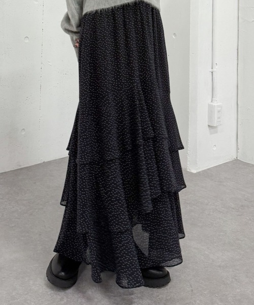 archives(アルシーヴ)の「ドットアソートフリルティアードスカート(スカート・レディース・ホワイト×ブラウン/アイボリー/ホワイト×ブラック/ブラック・MEDIUM)」の15枚目の写真