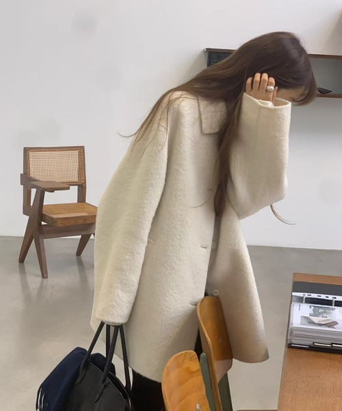 LAFFMO(ラフモ)の「ウールライクステンカラーコート(チェスターコート・レディース・ブラック/オフホワイト/キャメル・F)」の11枚目の写真