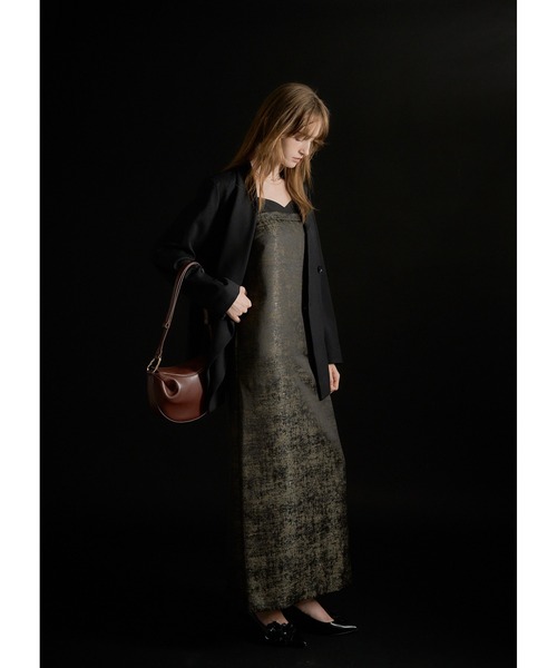 LE'RURE（リルアー）の「Irregular collar design jacket（テーラードジャケット・レディース・ベージュ/ブラック/グレー・SMALL/MEDIUM）」の5枚目の写真
