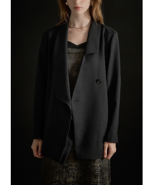 LE'RURE（リルアー）の「Irregular collar design jacket（テーラードジャケット・レディース・ベージュ/ブラック/グレー・SMALL/MEDIUM）」の6枚目の写真