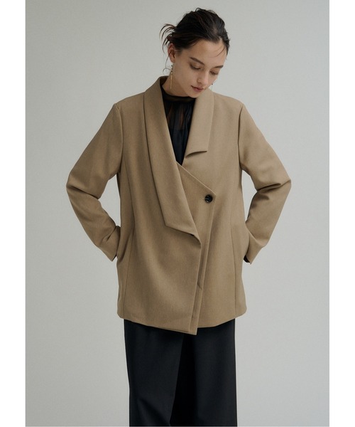 LE'RURE（リルアー）の「Irregular collar design jacket（テーラードジャケット・レディース・ベージュ/ブラック/グレー・SMALL/MEDIUM）」の9枚目の写真