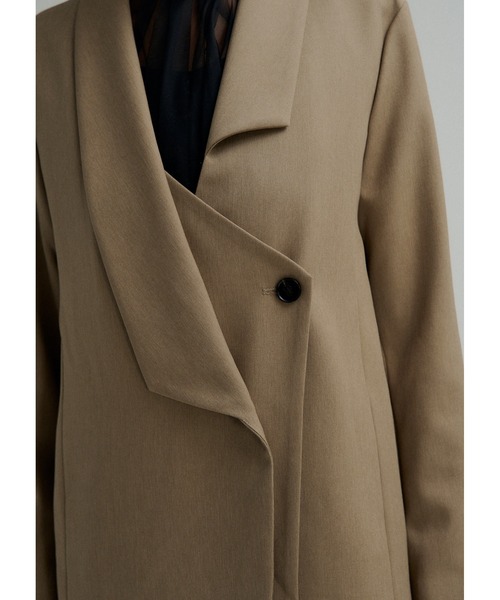LE'RURE（リルアー）の「Irregular collar design jacket（テーラードジャケット・レディース・ベージュ/ブラック/グレー・SMALL/MEDIUM）」の13枚目の写真