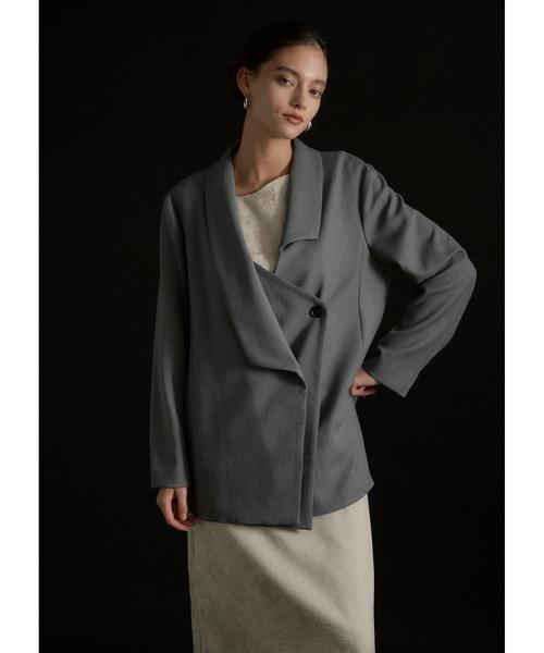 LE'RURE（リルアー）の「Irregular collar design jacket（テーラードジャケット・レディース・ベージュ/ブラック/グレー・SMALL/MEDIUM）」の15枚目の写真