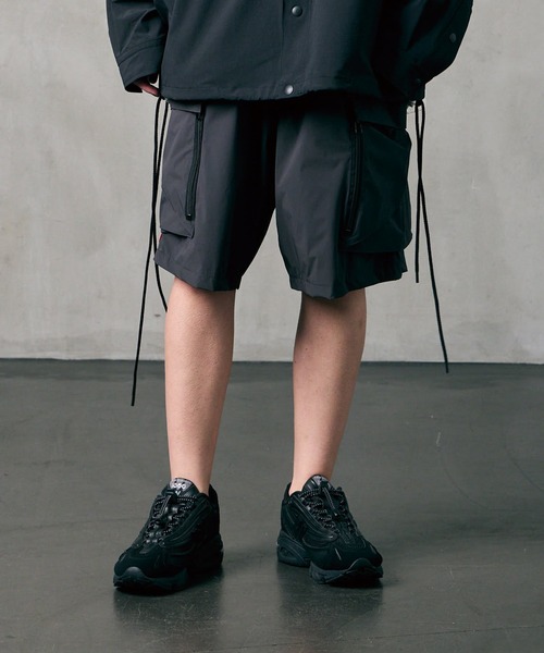 VIRGOwearworks(ヴァルゴウェアワークス)の「SP MILITARY NYLON CARGO(カーゴパンツ・メンズ・ブラック/グレイッシュベージュ/チャコールグレー・2/3/4)」の3枚目の写真