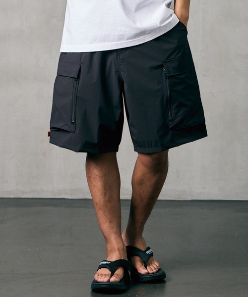 VIRGOwearworks(ヴァルゴウェアワークス)の「SP MILITARY NYLON CARGO(カーゴパンツ・メンズ・ブラック/グレイッシュベージュ/チャコールグレー・2/3/4)」の1枚目の写真