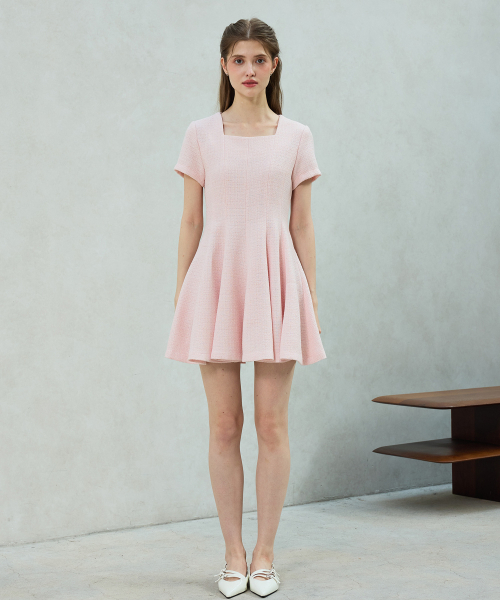 ARI(アリ)の「LANI TWEED DRESS / PINK(ワンピース・レディース・ピンク・SMALL)」の2枚目の写真
