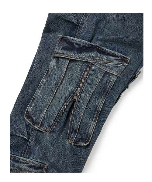 ETCE(イーティーシーイー)の「LAYERED BACK CARGO DENIM PANTS 2.0 (BLUE)(デニムパンツ・メンズ・その他・MEDIUM/LARGE/X-LARGE)」の7枚目の写真