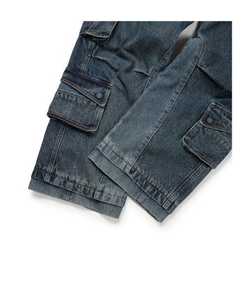 ETCE(イーティーシーイー)の「LAYERED BACK CARGO DENIM PANTS 2.0 (BLUE)(デニムパンツ・メンズ・その他・MEDIUM/LARGE/X-LARGE)」の8枚目の写真