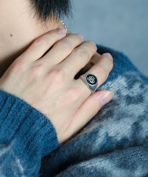 WEGO（ウィゴー）の「WEGO/イニシャルボリュームリング（リング・メンズ・その他4/その他3/その他2/その他1・FREE）」の5枚目の写真