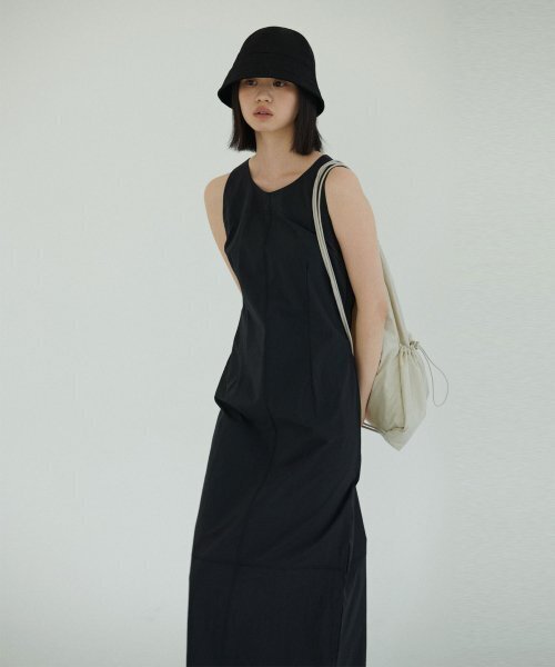 38COMEONCOMMON(38カモンコモン)の「Nylon Sleeveless Dress (Black)(ワンピース・レディース・その他・FREE)」の1枚目の写真