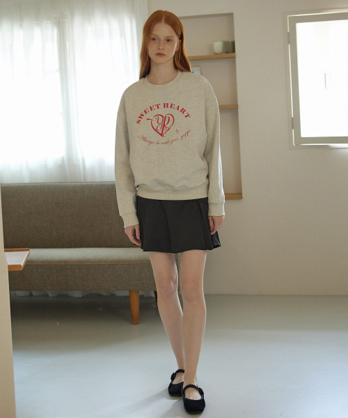 YUPPE(ヨッペ)の「SATIN FLARE SKIRT_BLACK(スカート・レディース・その他・SMALL/MEDIUM)」の2枚目の写真