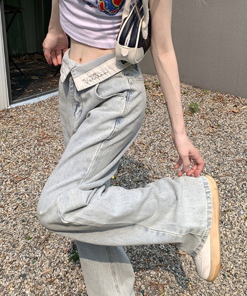 Mejoul(メジュール)の「【2026春夏新作】ウエスト折り返しハイウエストワイドデニムパンツ(デニムパンツ・レディース・ブルー・M/L)」の5枚目の写真