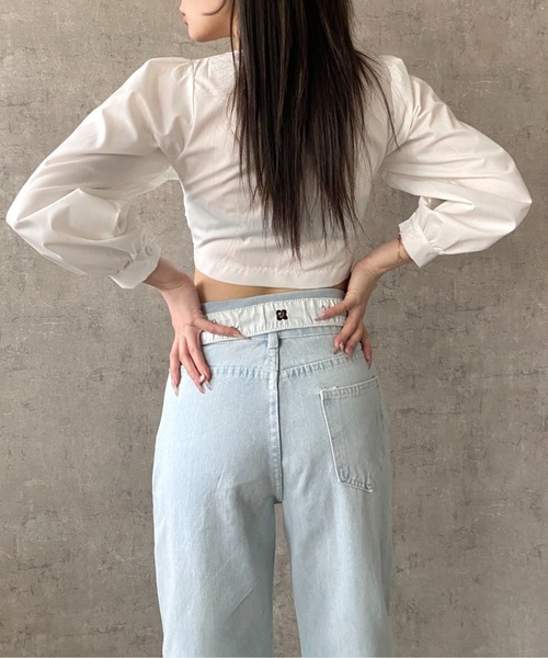 Mejoul(メジュール)の「ウエスト折り返しハイウエストワイドデニムパンツ(デニムパンツ・レディース・ブルー・M/L)」の19枚目の写真