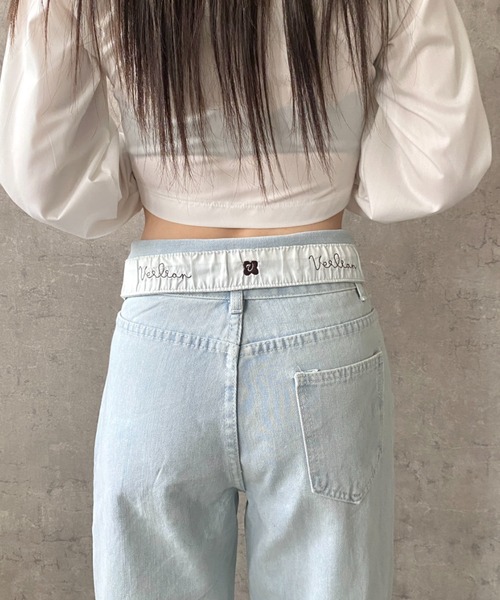 Mejoul(メジュール)の「ウエスト折り返しハイウエストワイドデニムパンツ(デニムパンツ・レディース・ブルー・M/L)」の11枚目の写真