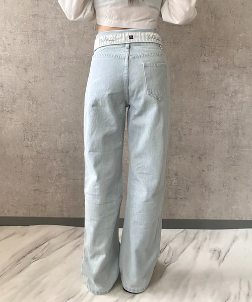 Mejoul(メジュール)の「ウエスト折り返しハイウエストワイドデニムパンツ(デニムパンツ・レディース・ブルー・M/L)」の8枚目の写真