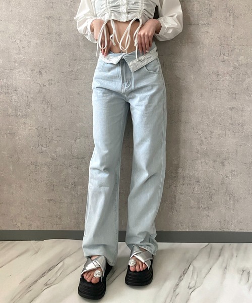 Mejoul(メジュール)の「ウエスト折り返しハイウエストワイドデニムパンツ(デニムパンツ・レディース・ブルー・M/L)」の20枚目の写真