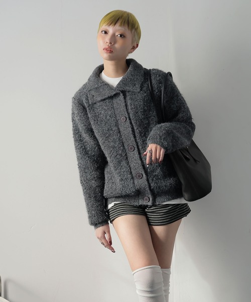 Ulysses（ユリシス）の「スタンドカラーブークレニットカーディガン（カーディガン/ボレロ・レディース・チャコール/キャメル/ホワイト・F）」の12枚目の写真