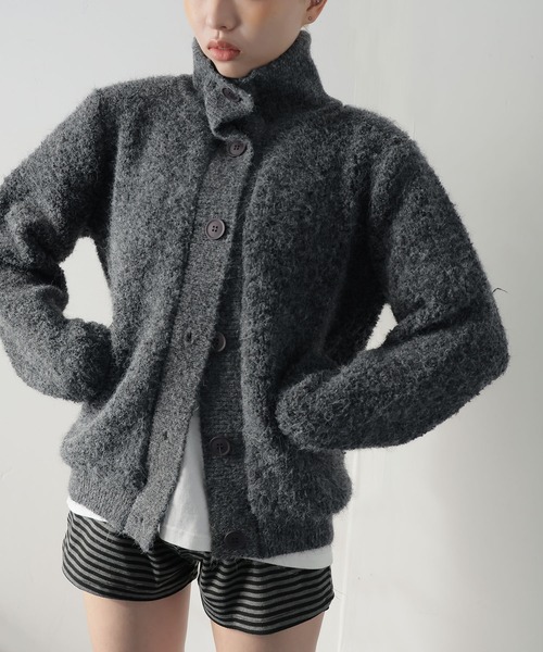 Ulysses（ユリシス）の「スタンドカラーブークレニットカーディガン（カーディガン/ボレロ・レディース・チャコール/キャメル/ホワイト・F）」の15枚目の写真