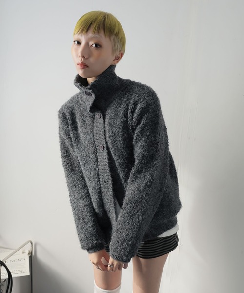 Ulysses（ユリシス）の「スタンドカラーブークレニットカーディガン（カーディガン/ボレロ・レディース・チャコール/キャメル/ホワイト・F）」の16枚目の写真