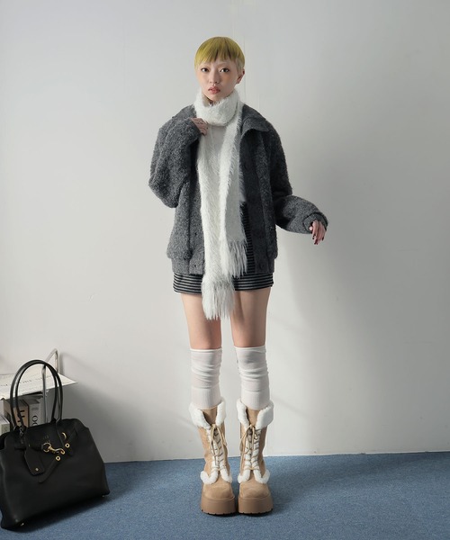 Ulysses（ユリシス）の「スタンドカラーブークレニットカーディガン（カーディガン/ボレロ・レディース・チャコール/キャメル/ホワイト・F）」の21枚目の写真