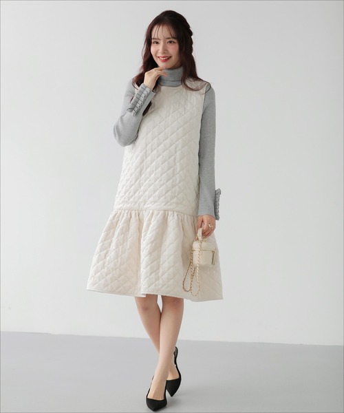 Fit more（フィットモア）の「ベロアキルティングドットジャンスカ（ジャンパースカート・レディース・ブラック/アイボリー・LONG/SHORT）」の9枚目の写真