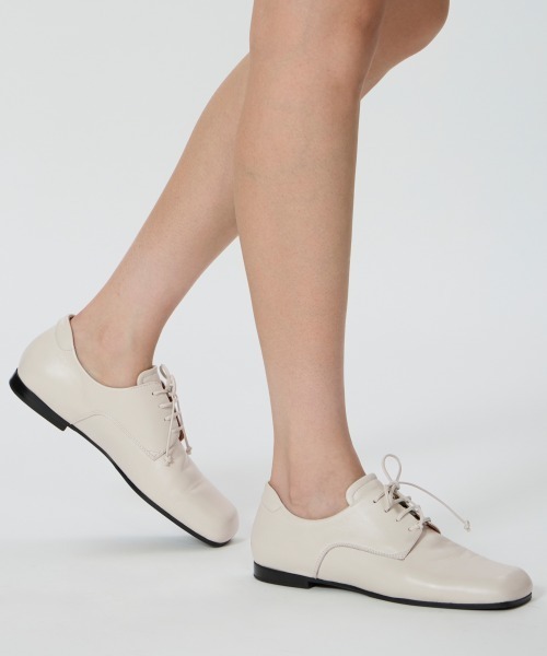 PELLICO（ペリーコ）の「MATILDA レースアップシューズ 1.0cm OFF WHITE（ドレスシューズ・レディース・オフホワイト・38/37/36/35/34/35.5/36.5/37.5/38.5/39）」の7枚目の写真