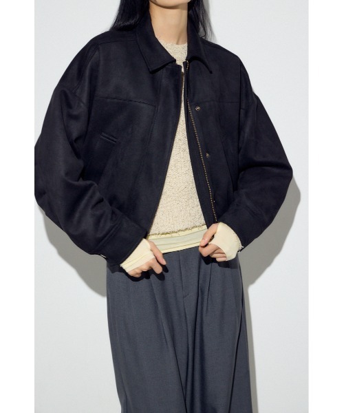 AZUL by moussy（アズールバイマウジー）の「フェイクスエードショートブルゾン（ブルゾン・レディース・アイボリー/ブラック/ベージュ・FREE）」の8枚目の写真