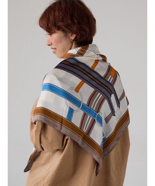 Lugnoncure（ルノンキュール）の「ベルト柄スカーフ（ネックレス・レディース・ブラウン・F）」の2枚目の写真