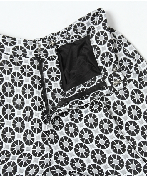mystic（ミスティック）の「【mystic】小紋柄ショートパンツ（その他パンツ・レディース・ネイビー/ブラック・ﾌﾘ-）」の10枚目の写真