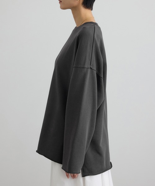 SALON adam et rope'（サロン アダム エ ロペ）の「【WEB限定】ローエッジオーバースウェットプルオーバー（スウェット・レディース・ブラウン系その他2/オフホワイト/チャコールグレー・FREE）」の21枚目の写真