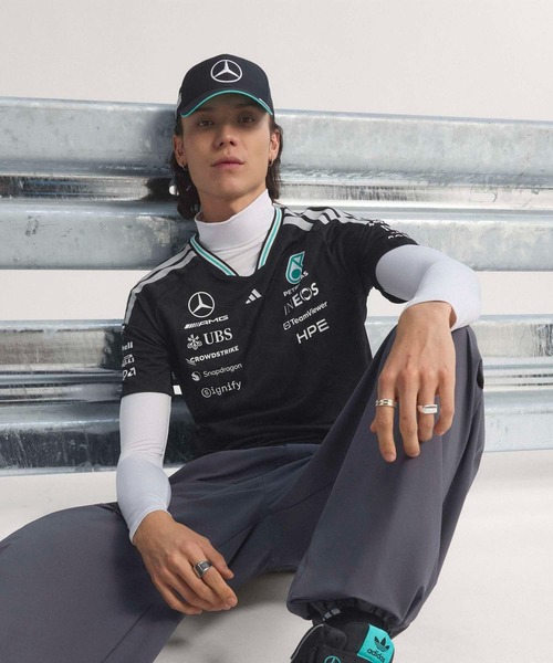 メルセデス AMG ペトロナス F1 チーム ドライバー ユニフォーム