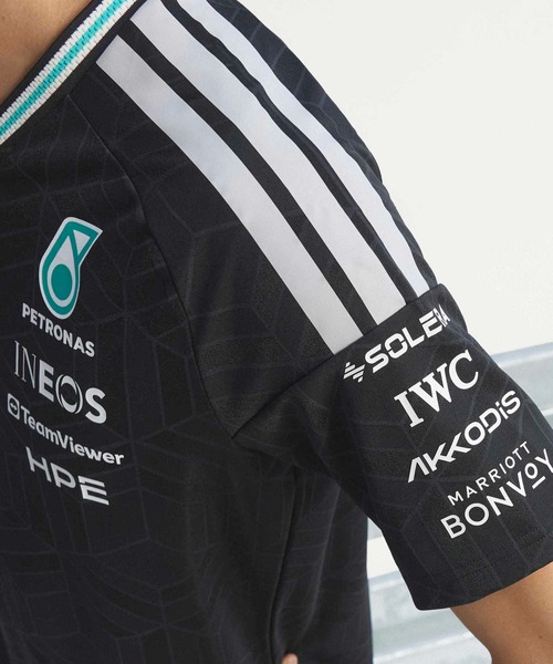 adidas（アディダス）の「メルセデス AMG ペトロナス F1 チーム