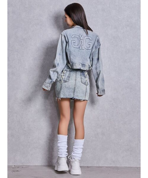 GYDA(ジェイダ)の「Symmery GYDA EMBOSSノーカラーデニムショートブルゾン(デニムジャケット・レディース・ブラック/ライトブルー/ブルー・FREE)」の7枚目の写真