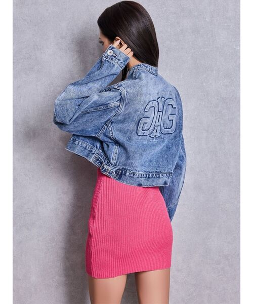 GYDA(ジェイダ)の「Symmery GYDA EMBOSSノーカラーデニムショートブルゾン(デニムジャケット・レディース・ブラック/ライトブルー/ブルー・FREE)」の19枚目の写真