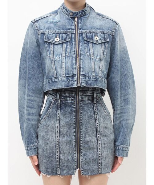 GYDA(ジェイダ)の「Symmery GYDA EMBOSSノーカラーデニムショートブルゾン(デニムジャケット・レディース・ブラック/ライトブルー/ブルー・FREE)」の22枚目の写真