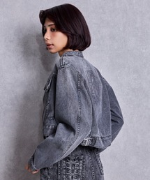 GYDA（ジェイダ）の「Symmery GYDA EMBOSSノーカラーデニムショートブルゾン（デニムジャケット）」