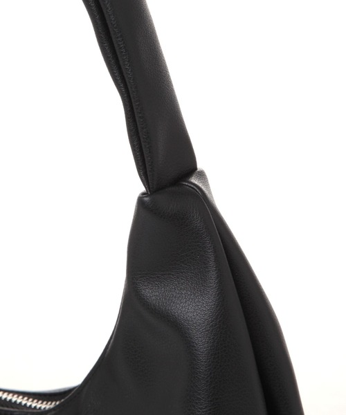 LAKOLE(ラコレ)の「ノットデザインワンショルダーバッグ / 645229(ショルダーバッグ・レディース・オフホワイト/ブラック・FREE)」の8枚目の写真