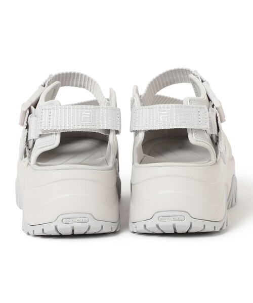 Ray BEAMS（レイビームス）の「FILA / PEITO MAX SD（サンダル・レディース・ブラック/グレー・25/24/23）」の6枚目の写真