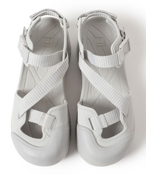 Ray BEAMS（レイビームス）の「FILA / PEITO MAX SD（サンダル・レディース・ブラック/グレー・25/24/23）」の7枚目の写真