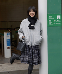 (ウィメンズ) エッセンシャルフリースジップアップジャケット_グレー