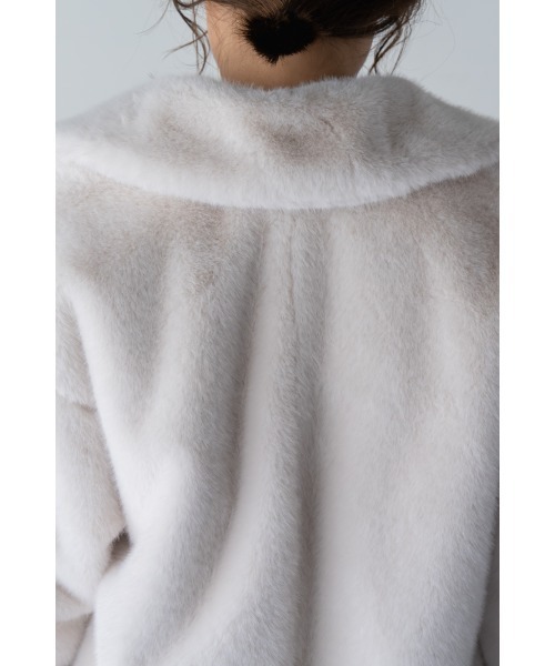 M.deux(エムドゥ)の「ミンクタッチファーコート(その他アウター・レディース・グレイッシュベージュ/ブラウン・MEDIUM)」の11枚目の写真