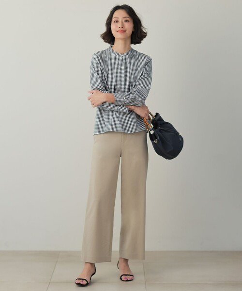 J.PRESS(ジェイプレス)の「【人気素材・セットアップ対応】セルロースリネンストレッチ セミワイド パンツ(その他パンツ・レディース・ベージュ系/ブルー系/グレー系/ネイビー系/ライトグレー系・7/9/11/13)」の6枚目の写真