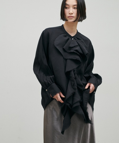 LARUTA（ラルータ）の「【LARUTA】ラッフルフリンジブラウス（シャツ/ブラウス・レディース・アイボリー/ライトベージュ/ブラック・FREE）」の12枚目の写真