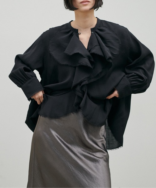 LARUTA（ラルータ）の「【LARUTA】ラッフルフリンジブラウス（シャツ/ブラウス・レディース・アイボリー/ライトベージュ/ブラック・FREE）」の10枚目の写真